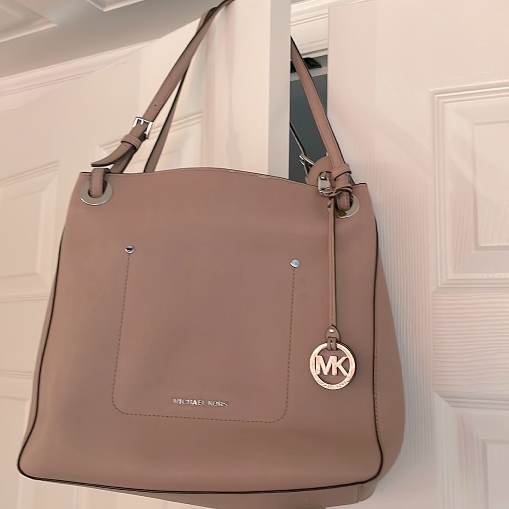 Rose colored Michael Kors medium tote